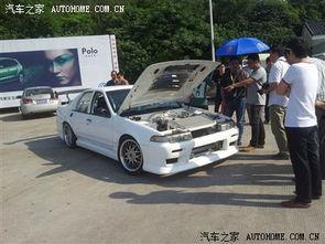 国产最刺激的赛车视频,国产赛车巅峰对决，惊险刺激一触即发！